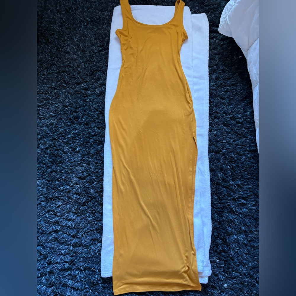 Haute Monde Gold Sleeveless Bodycon Maxi Dress